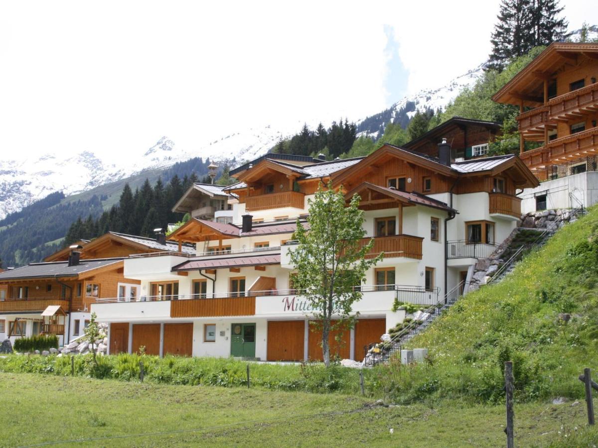 Large Chalet Apartment In Saalbach Hinterglemm Ngoại thất bức ảnh