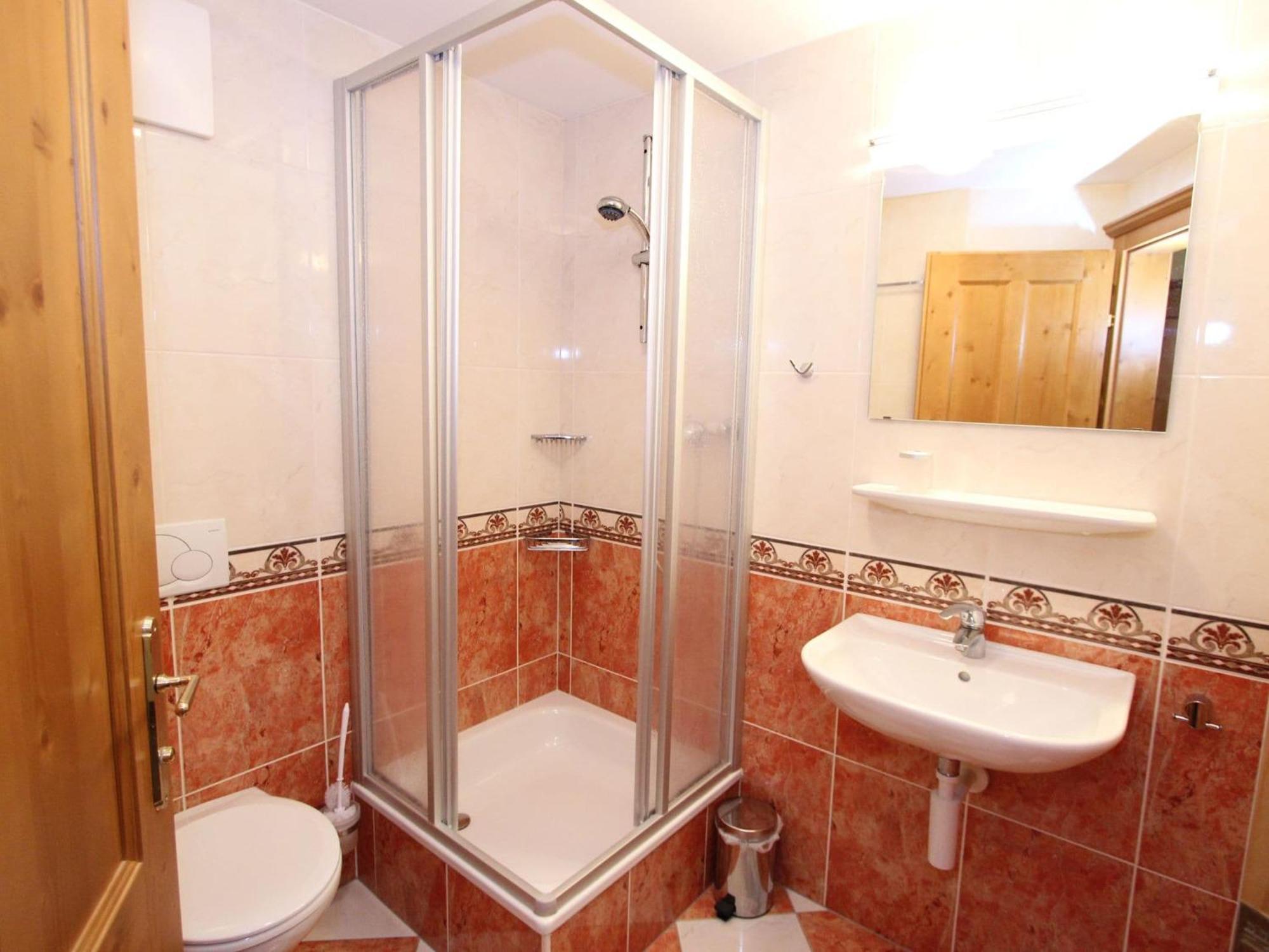 Large Chalet Apartment In Saalbach Hinterglemm Ngoại thất bức ảnh
